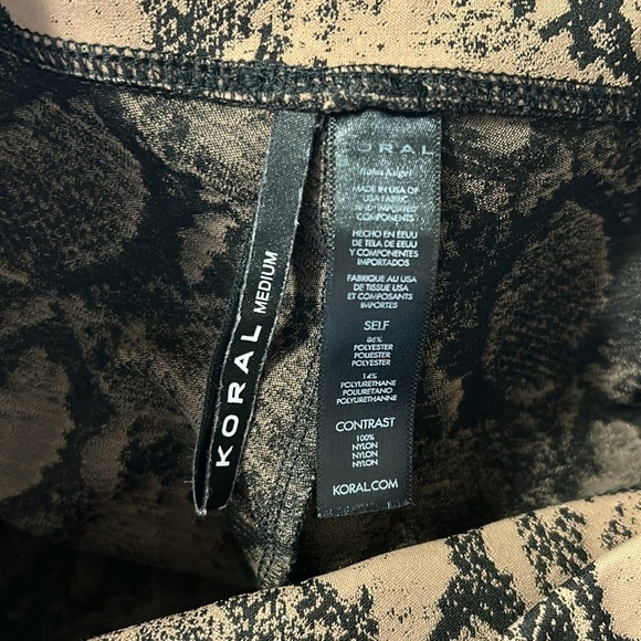 KORAL Drive snake print stretch jacquard leggings High Rise Light Brown Sz M - Picture 10 of 13